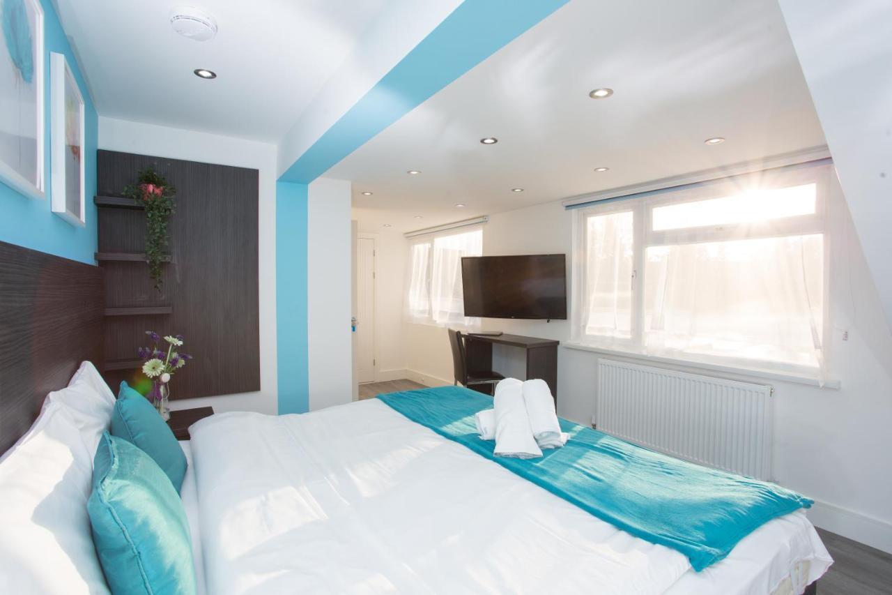 Legoland Heathrow Windsor Apartment Hotel Slough Exteriör bild